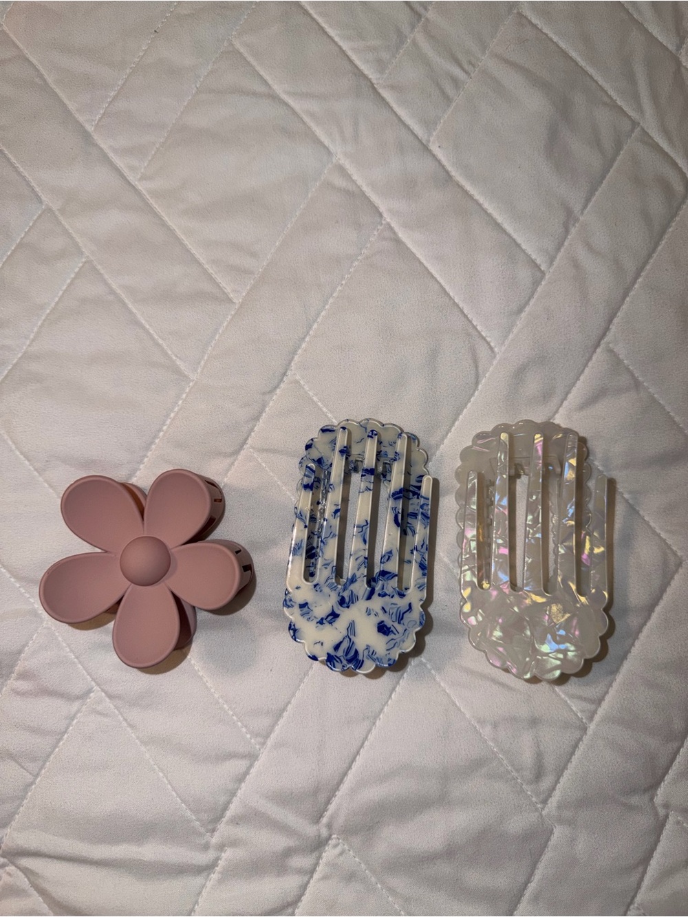 Assorted hair clips - Picture 4 of 4